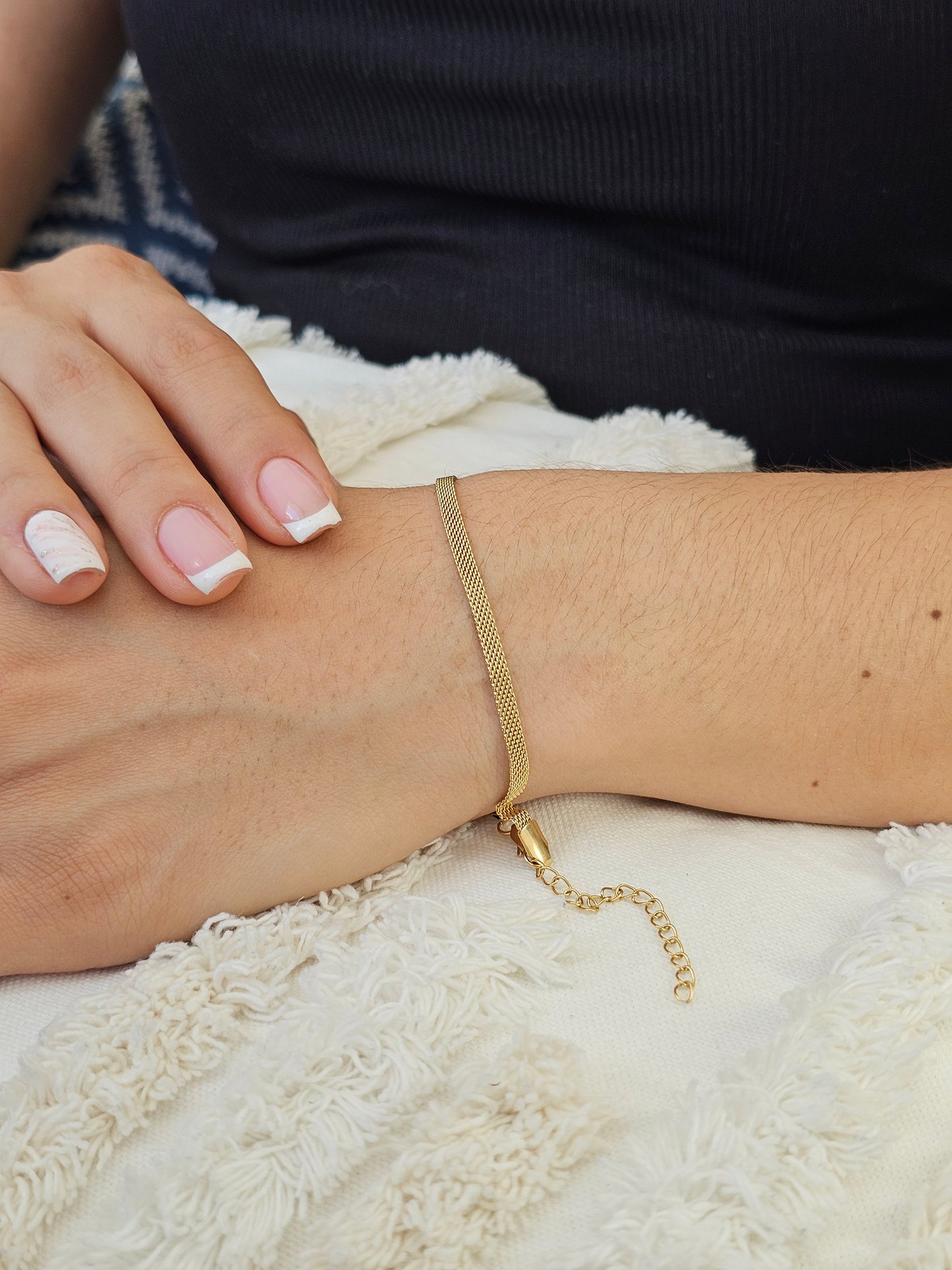 Pulsera Chinesca Premium 17 cm x 3 mm – Estilo Oriental Unisex