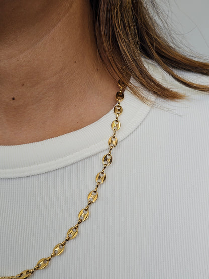 Cadena Gucci 45 cm x 5.5 mm – Estilo Compacto y Sofisticado