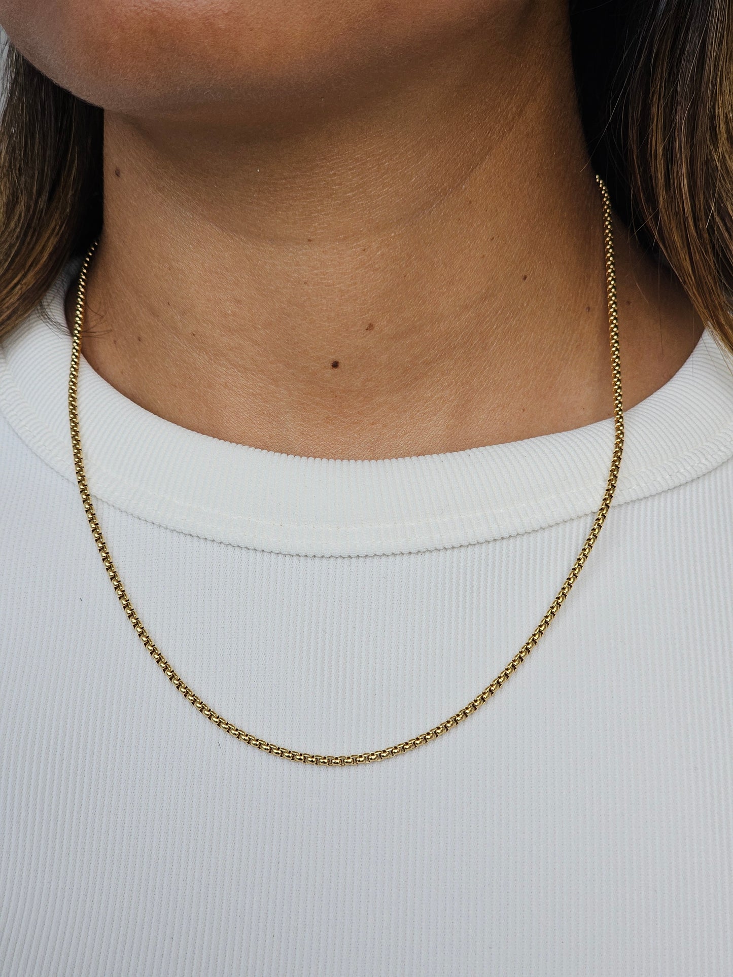 Cadena Veneciana 45 cm x 2 mm – Estilo Geométrico y Sofisticado