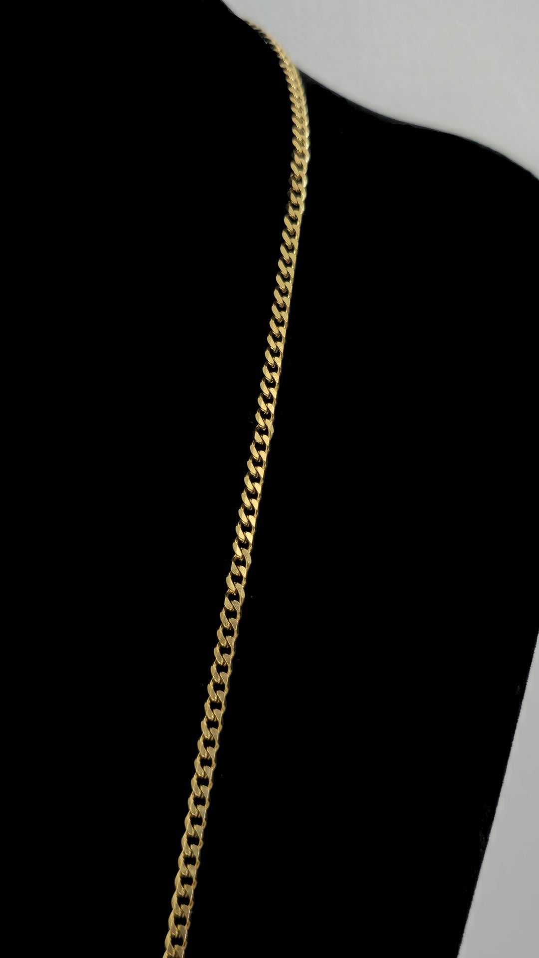 Cadena Cubana 45 cm x 3 mm – Delicadeza y Elegancia