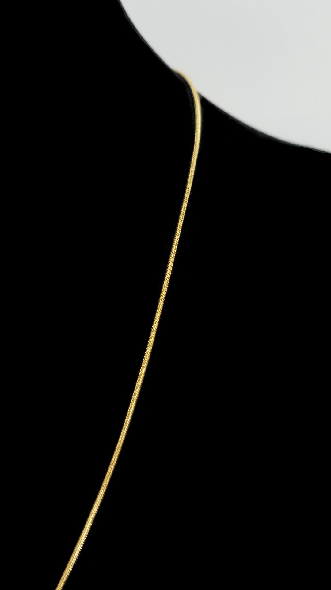 Cadena Hilo 45 cm x 1 mm – Estilo Delicado y Minimalista