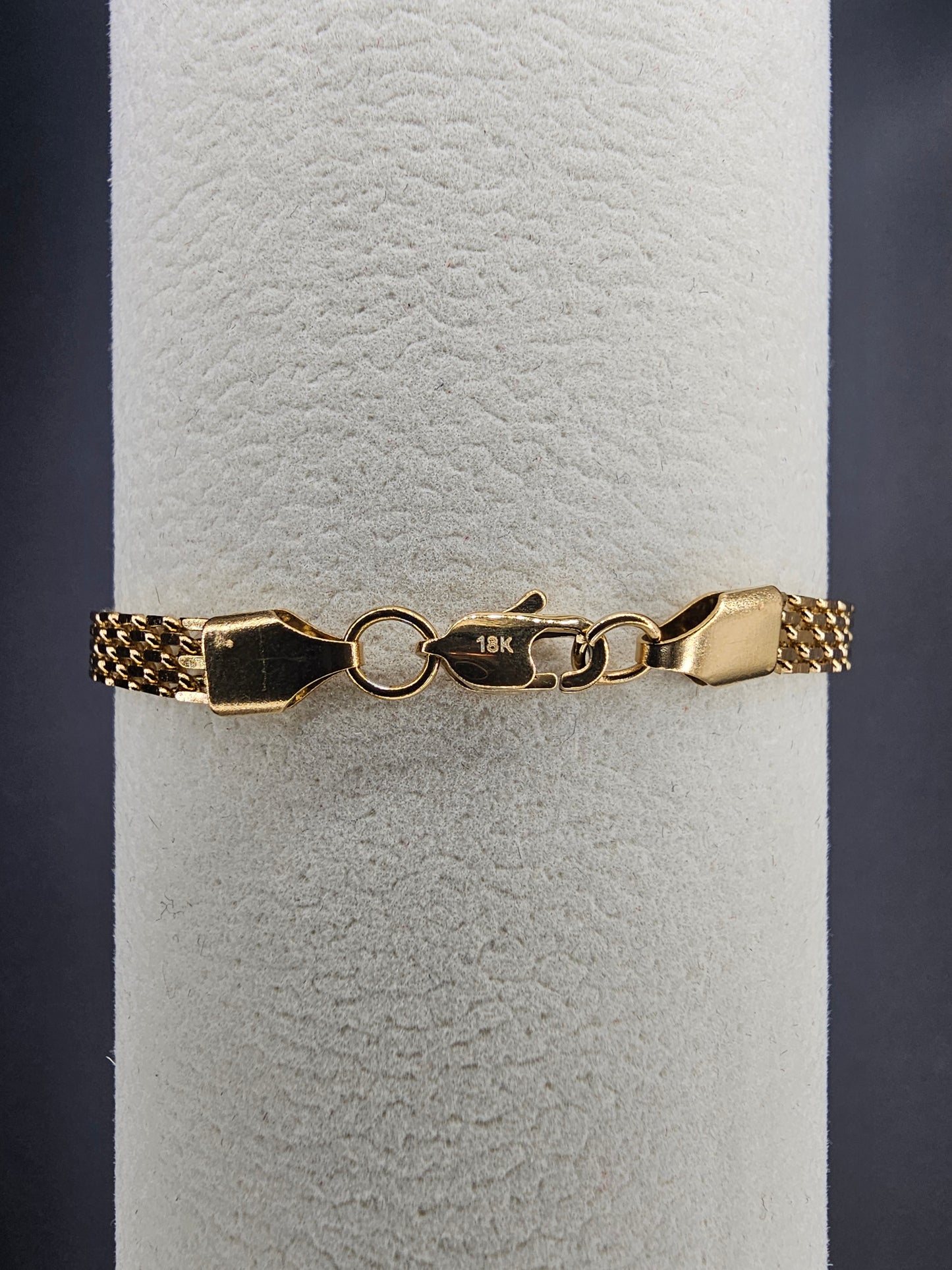 Pulsera Chinesca Clásica 17 cm x 4 mm – Ajuste Elegante Estilo Oriental Unisex
