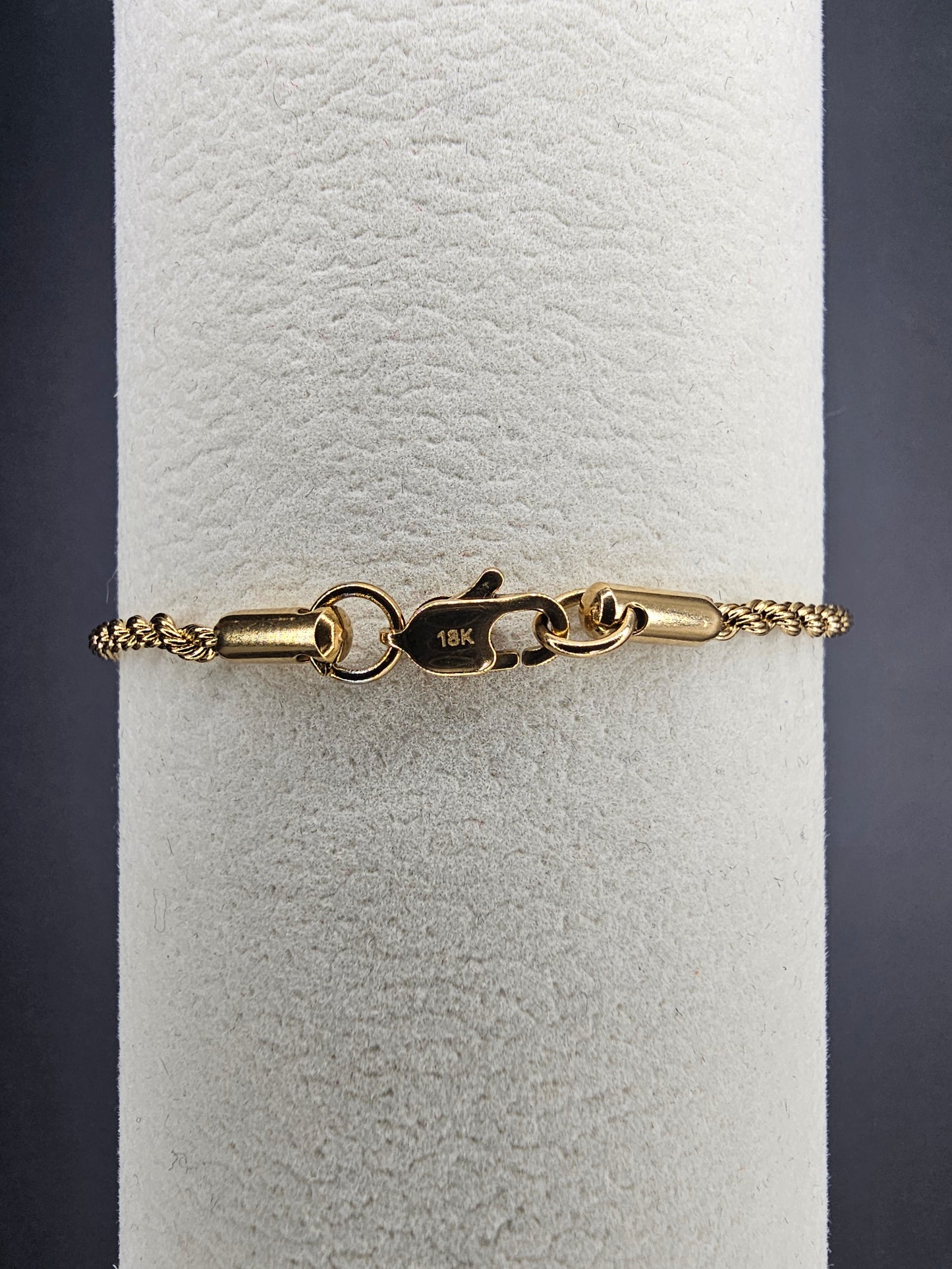 Pulsera Lazo 17 cm x 2 mm – Estilo Minimalista Unisex