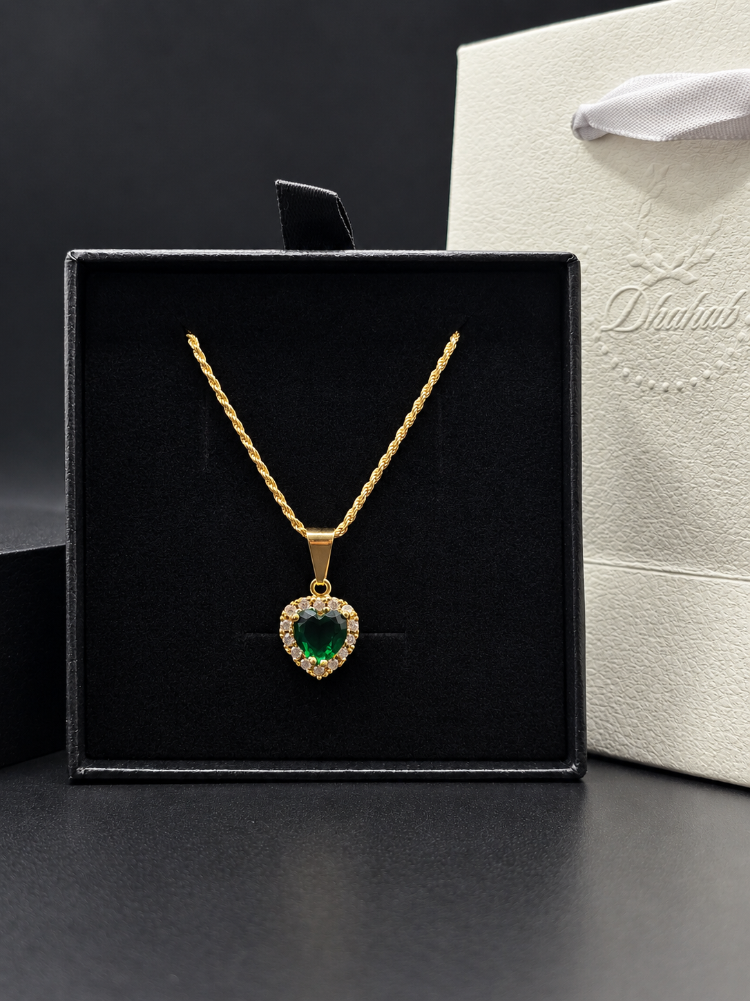 Dije Green Heart
